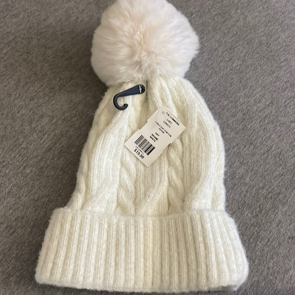 Off white light sparkle winter hat